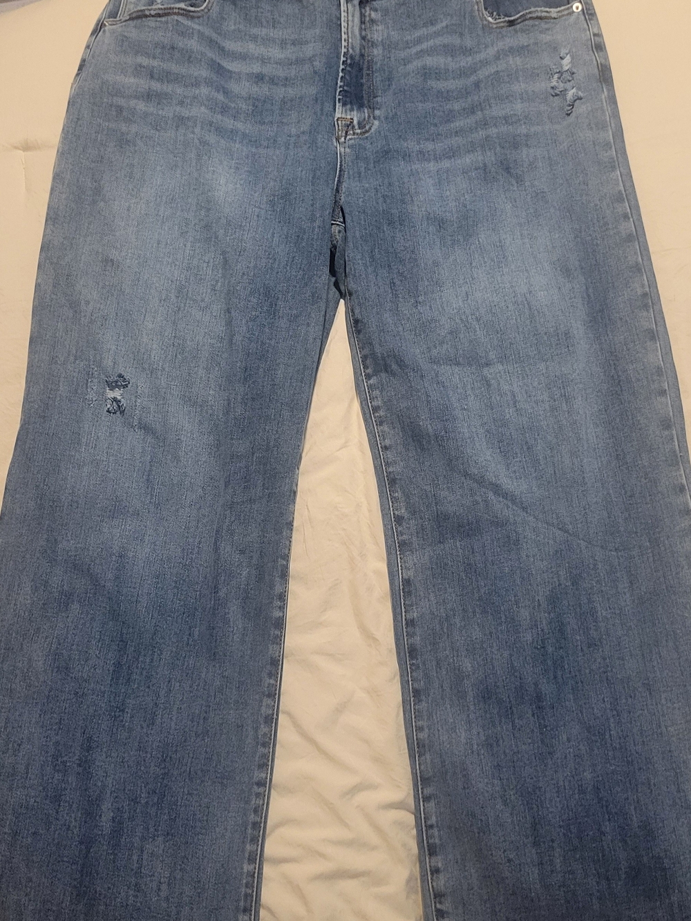 Women's Light Blue Wide-Leg Distressed Jeans